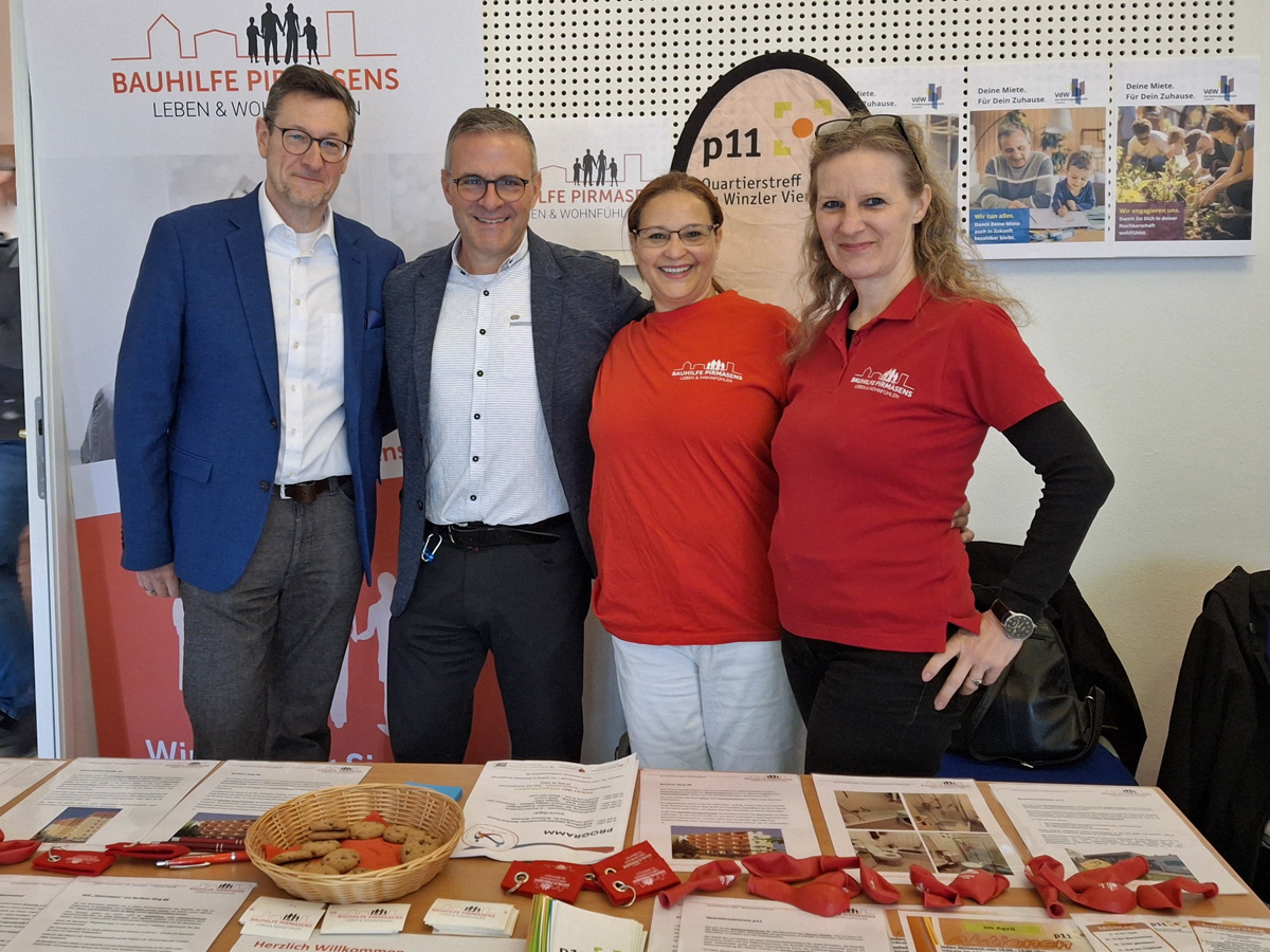 (v. l.) Ralph Stegner, Mathias Reiser, Nadia Krautwurst und Tanya Lazova